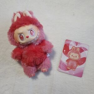 POP MART THE MONSTERS Big Into Energy LOVE Vinyl Plush Pendent ❤️